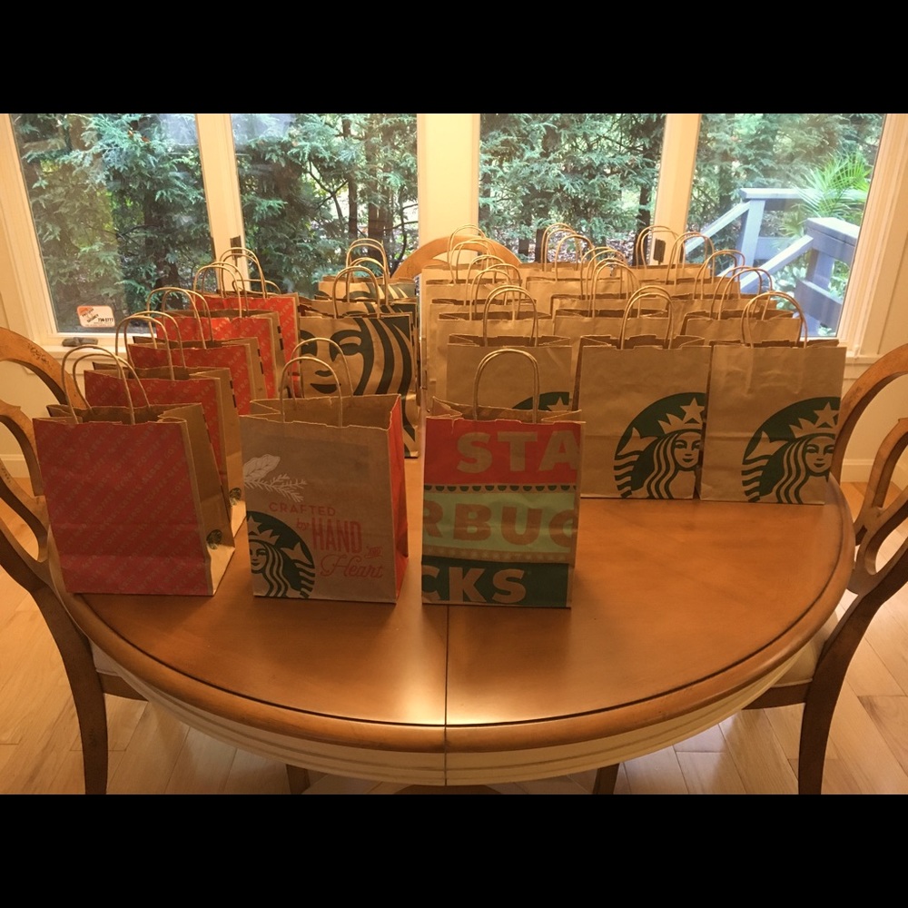 Starbucks paper bags. Good and very good condition. 18 everyday, 8 holiday bags.